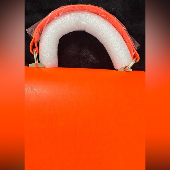NEW - NEON ORANGE CROSSBODY CLUTCH - Picture 4 of 5